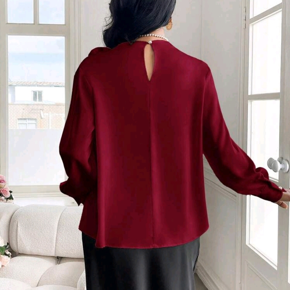 Elegant Burgundy Blouse with Floral Detail. - Picture 2 of 3